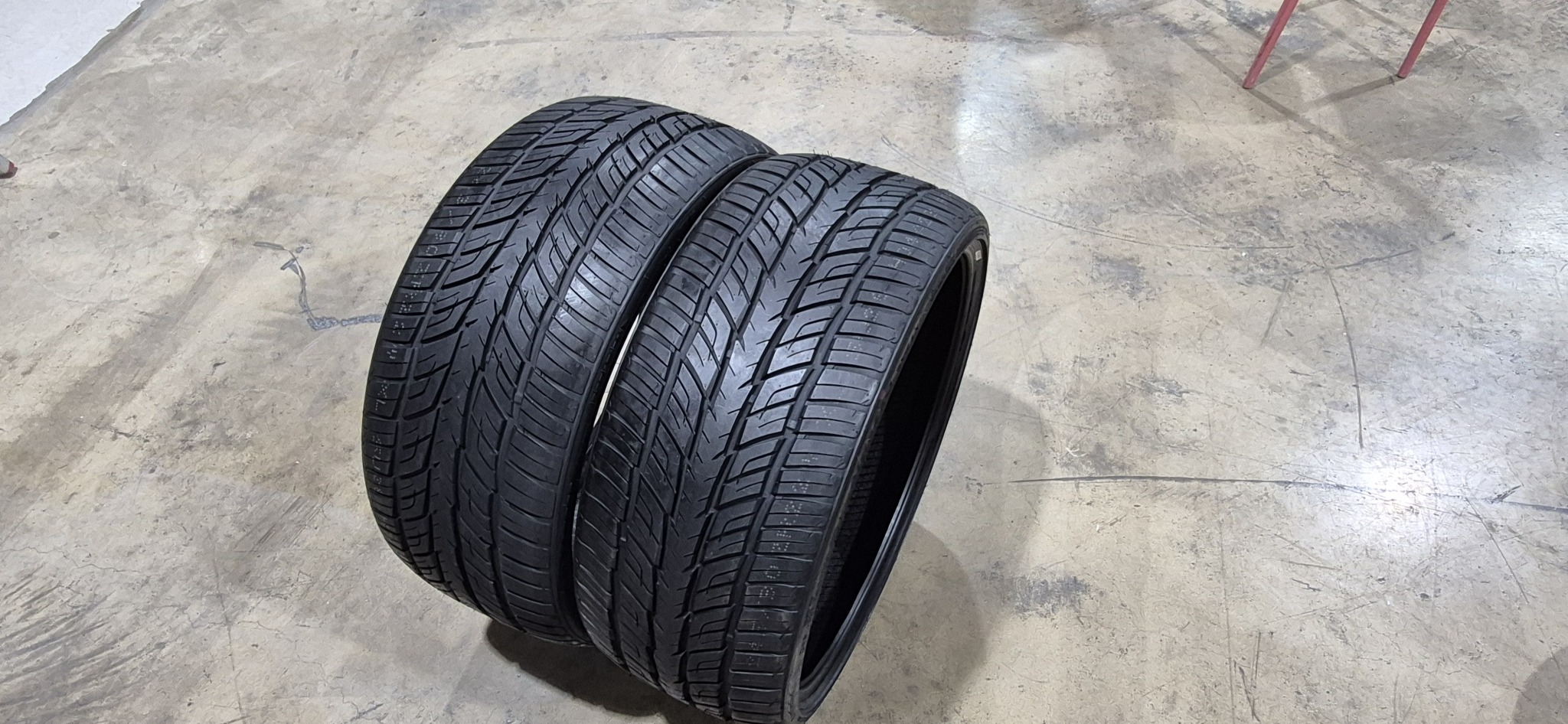 245 30 22 99.9% 신품급 사일룬 중고 타이어 팝니다