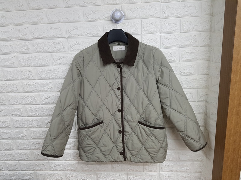 BCBG 누빔 자켓 55 (봄자켓 카라 탈부착가능)