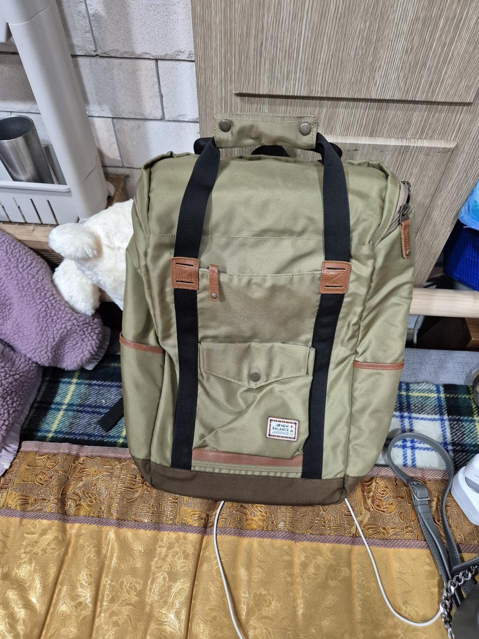 뉴발  올리브 노트북  백팩  무료배송