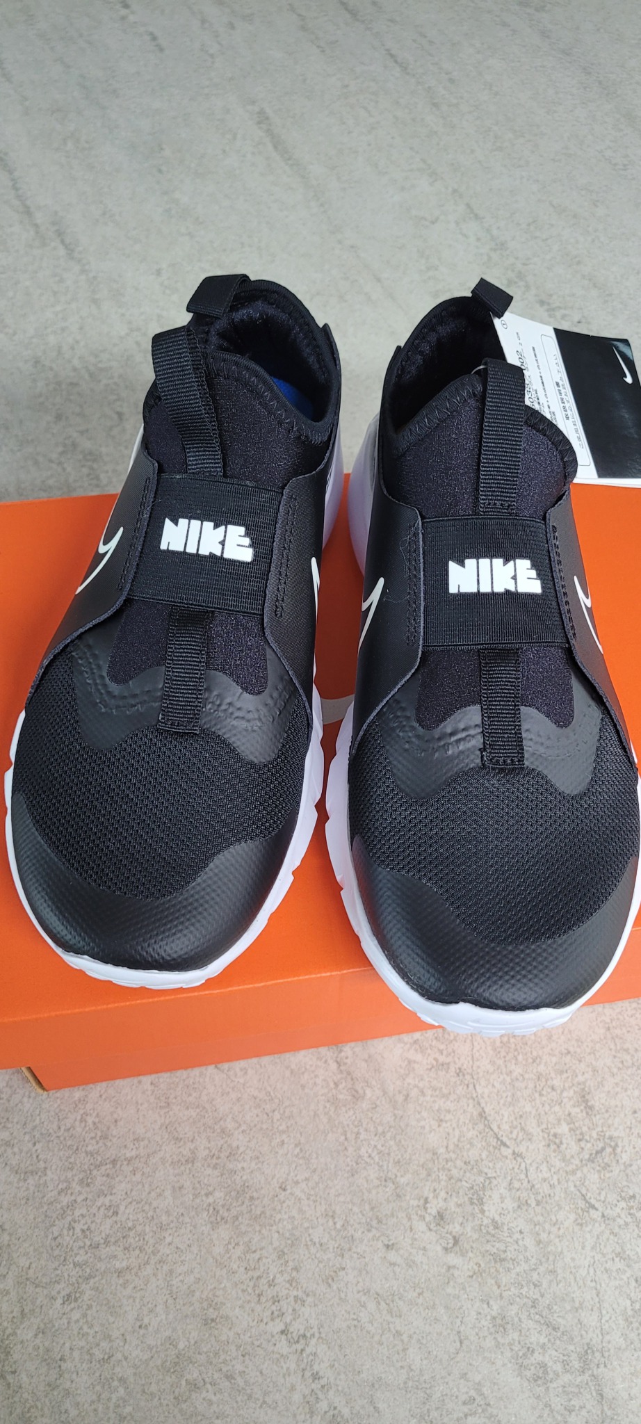 ❤미개봉새상품 ❤ 나이키 러닝 235