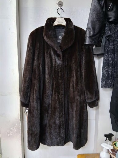 진도모피 블랙 그라마 천연밍크 코트 77