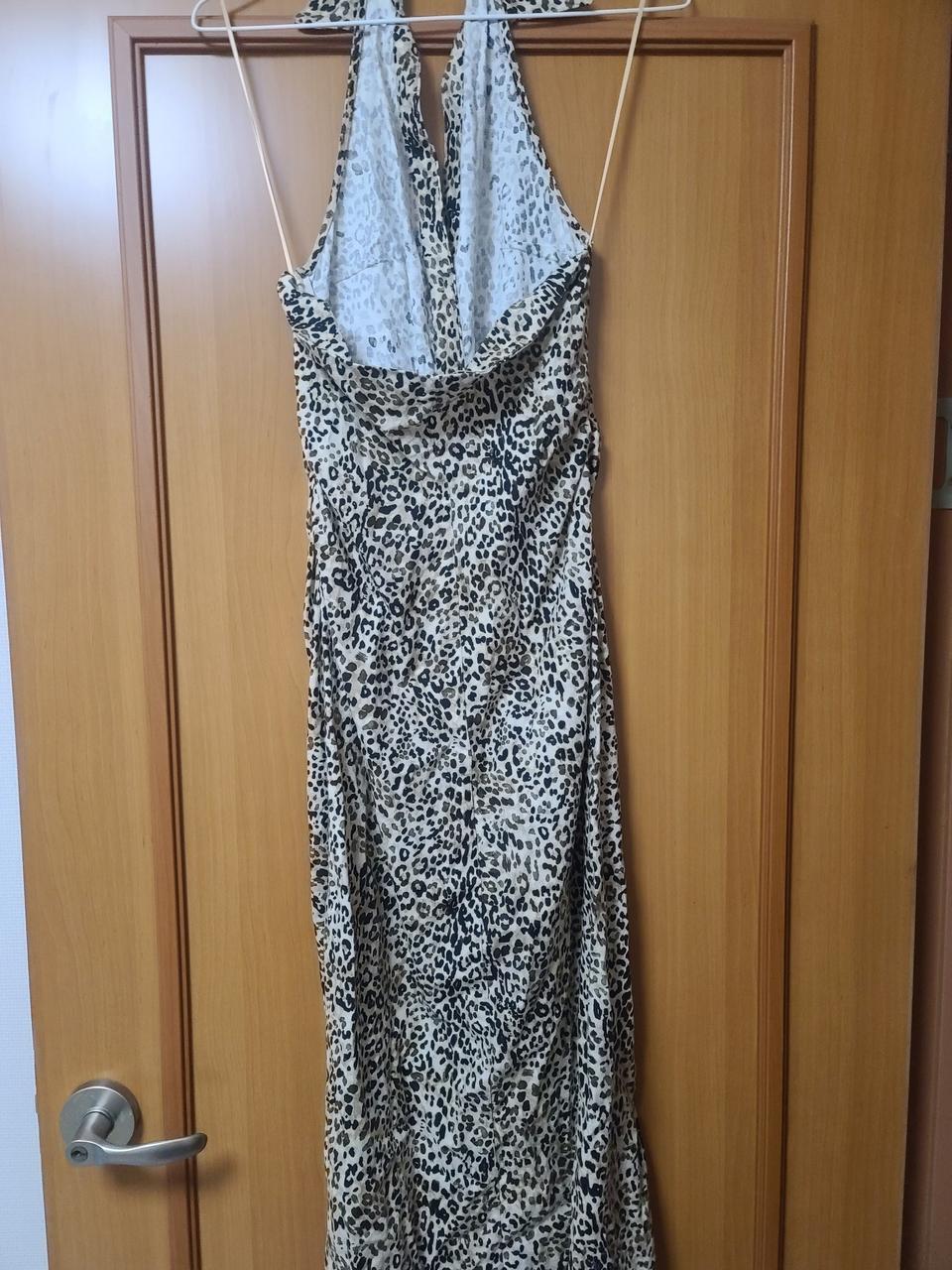 ZARA 레오파드 홀터넥 원피스
