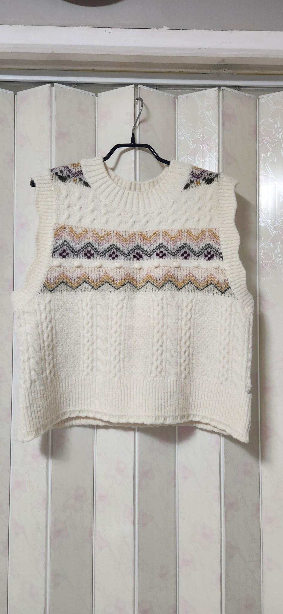 써스데이아일랜드 니트 조끼S