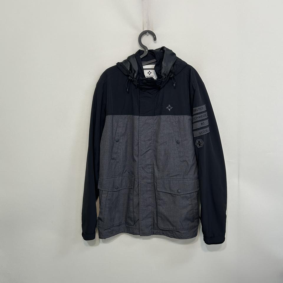 네파 이젠벅 남성 바람막이 100 상태최상