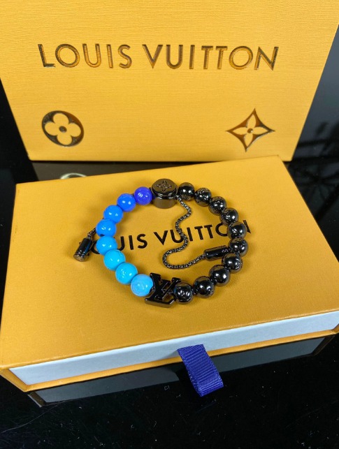 루이비통 팔찌