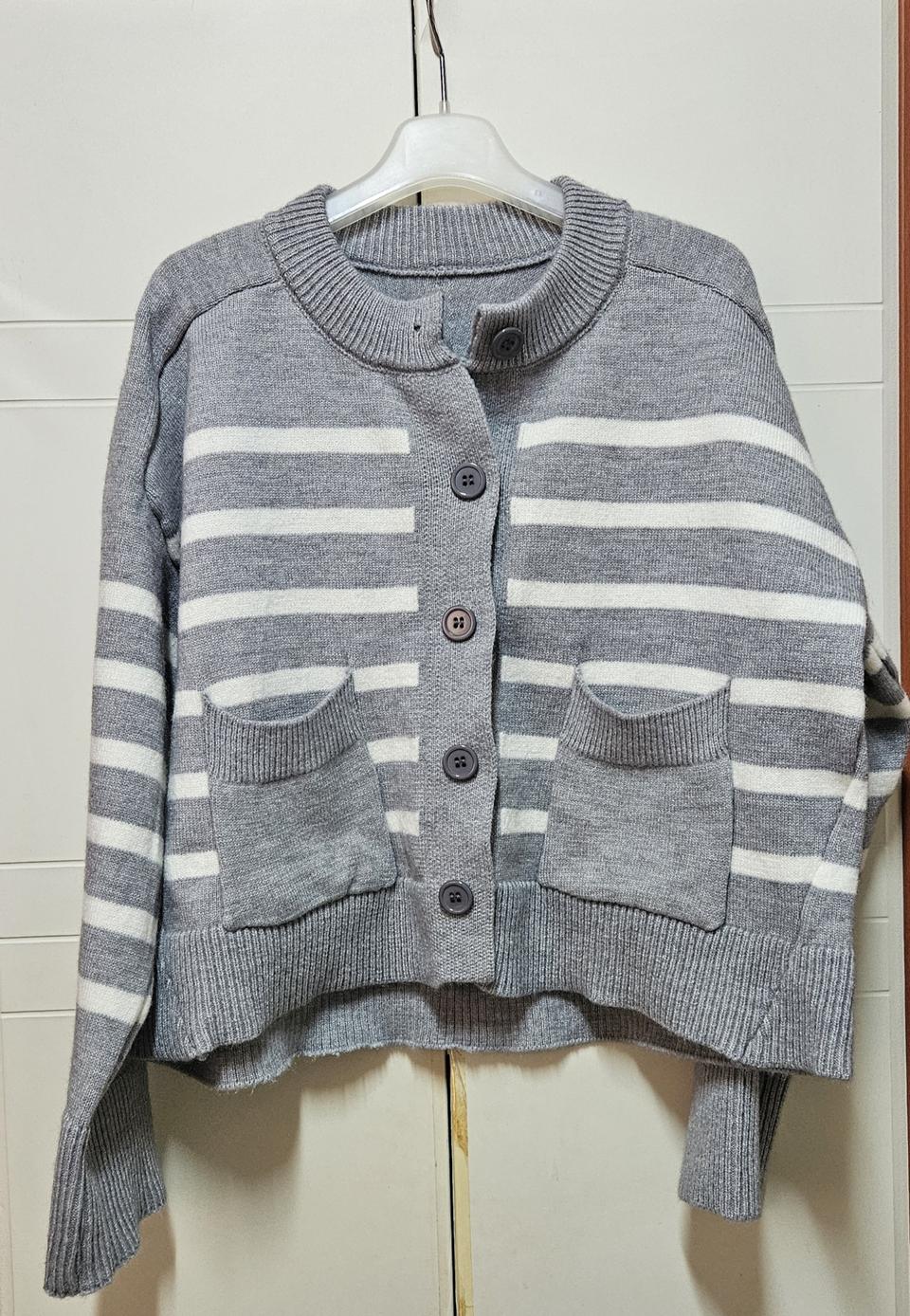 스트라이프 단가라 가디건