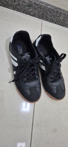 폴로 스니커즈 240사이즈