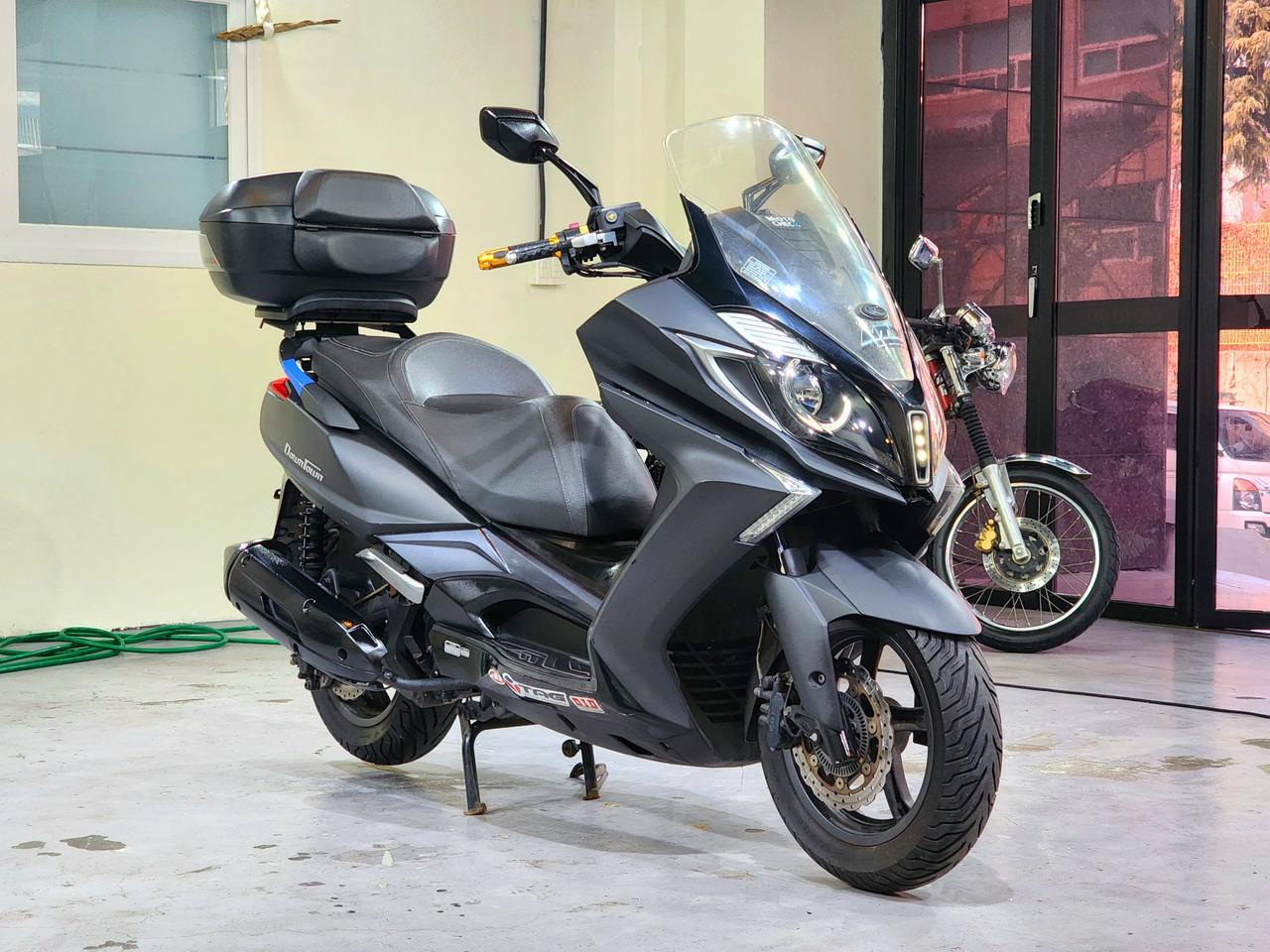 16년식.다운타운125 오토바이.판매