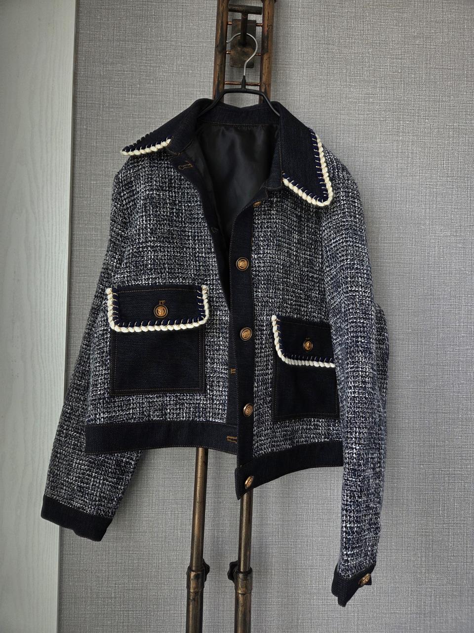 청배색 네이비 트위드 자켓