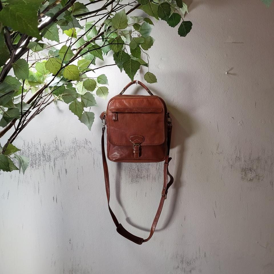 몽삭 올 레더 크로스백