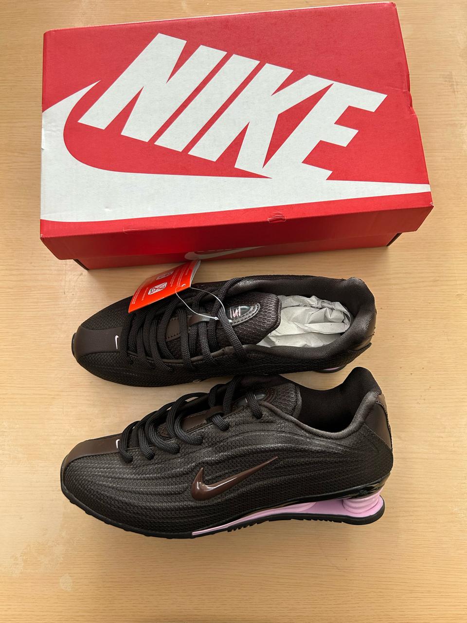 (새상품)245 나이키 샥스 Z 벨벳 브라운 라이트 초콜릿 정품