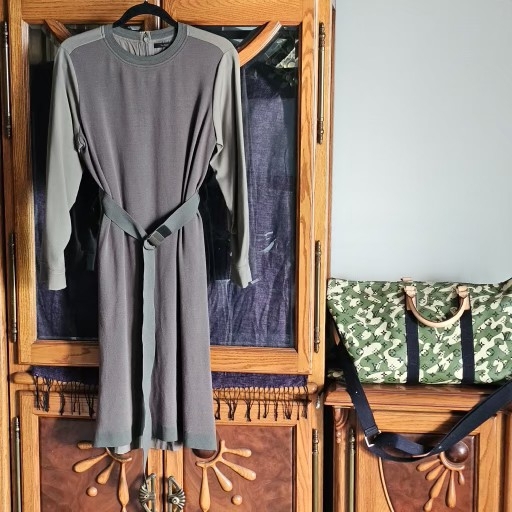 55~66 더아이잗 여성 니트 롱 벨트 원피스