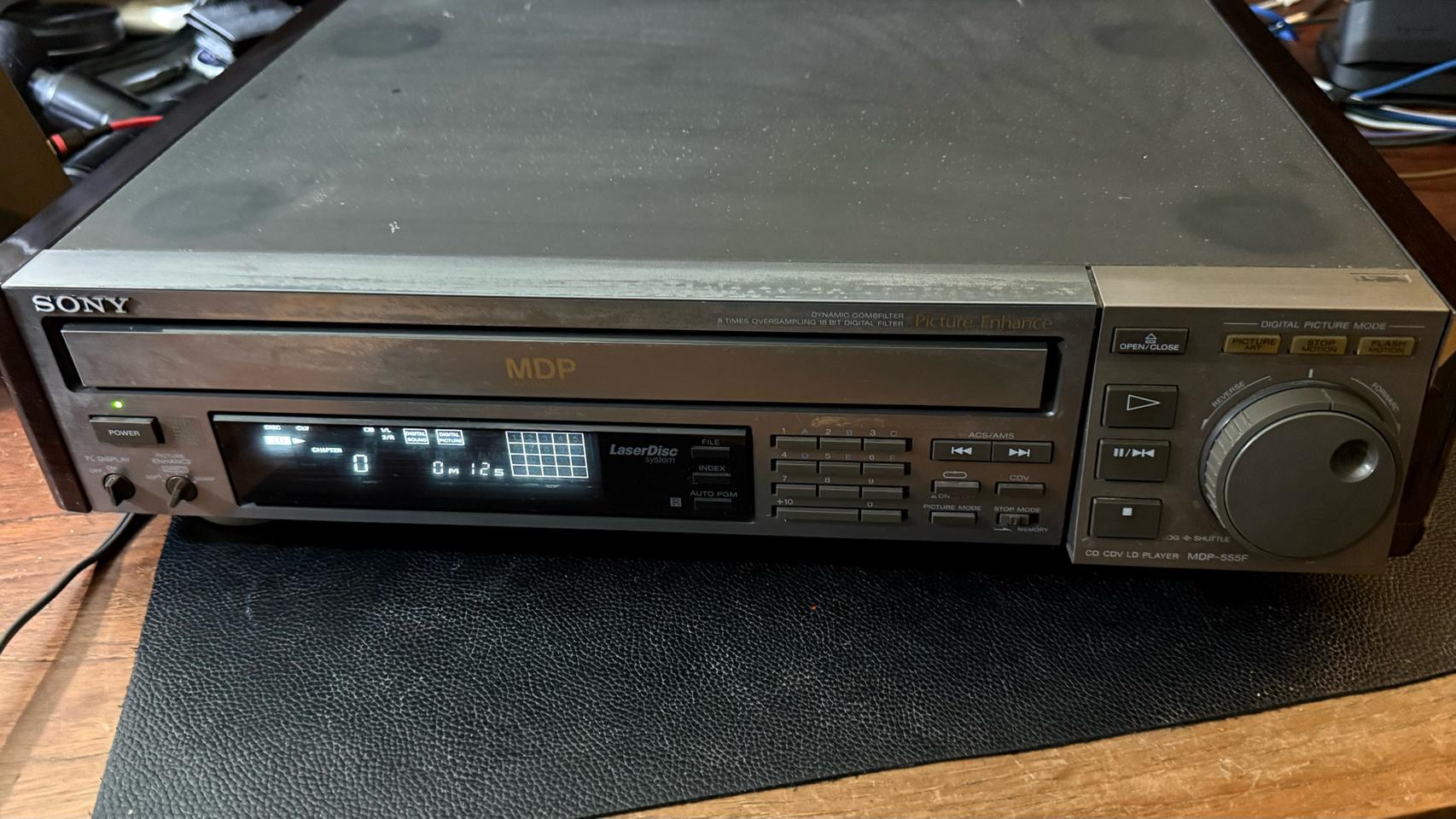 SONY MDP 555F CD CDV LD Player (수리부품)