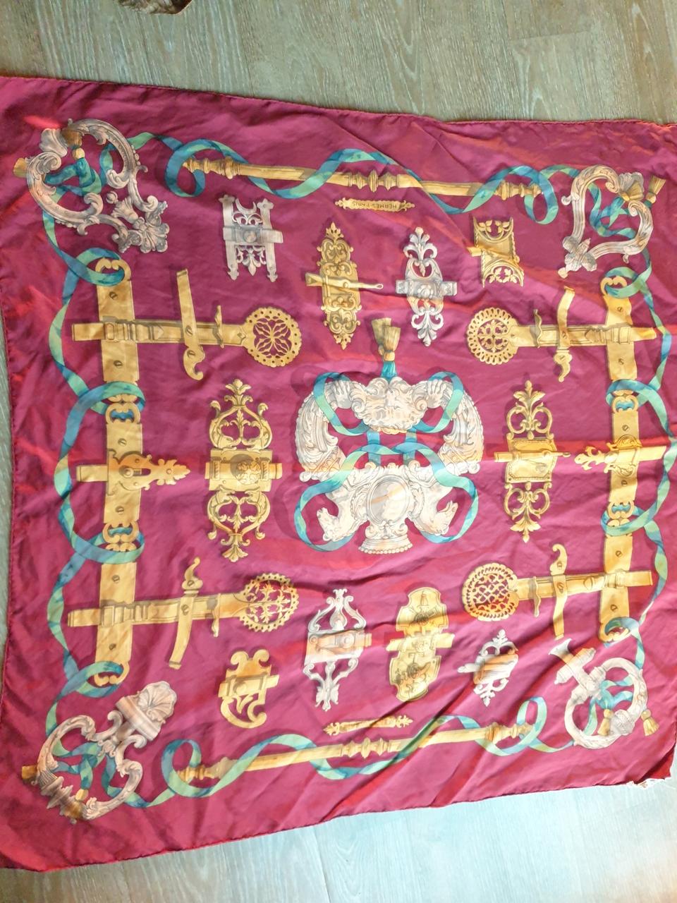 명품중의 명품 에르메스(프랑스 정품)전설적인 아티스트 케이티 래덤 스카프