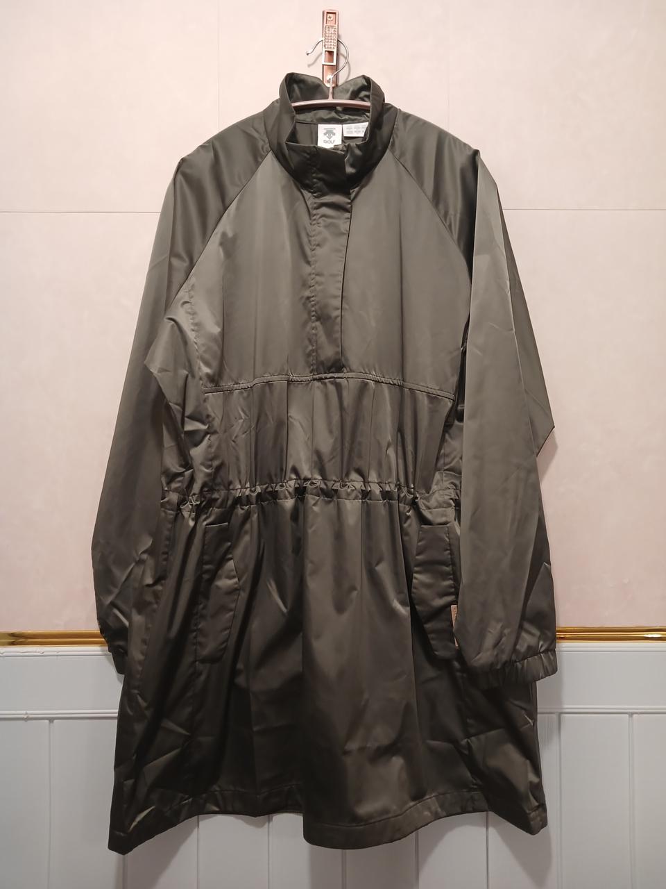 데상트 골프 정품 여성 아노락 바람막이 티 M 사이즈