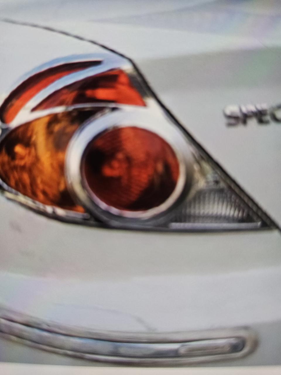 몰딩유  썬팅필름  썬바이져 바닥매트자동차 용품 필요하시면  연락주세요