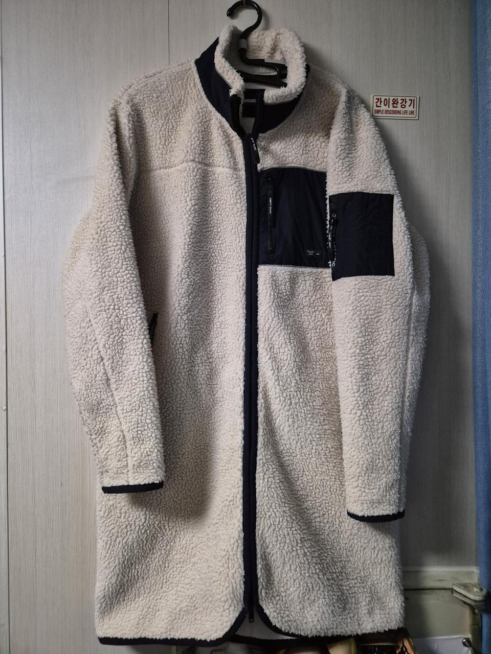 hum 뽀글이 롱 코트