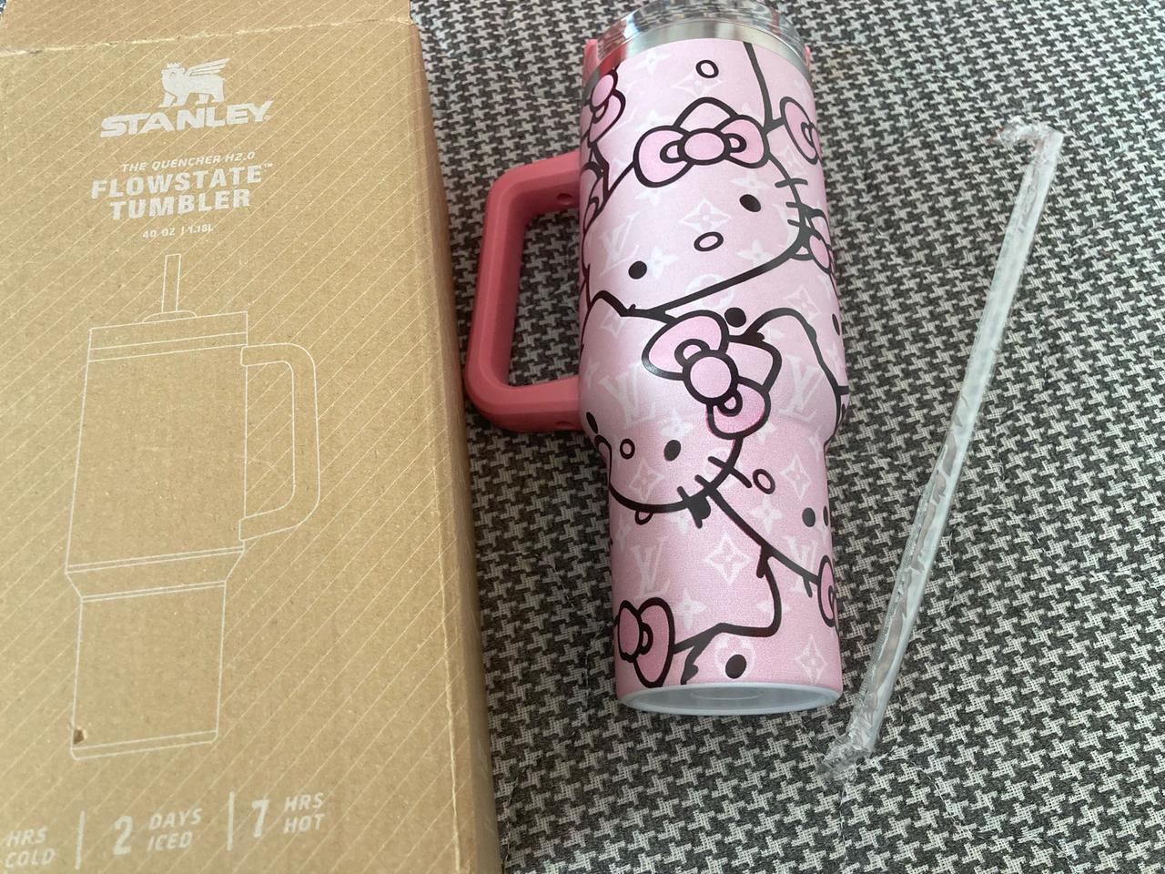 스탠리 헬로키티 루이비통 콜라보 텀블러