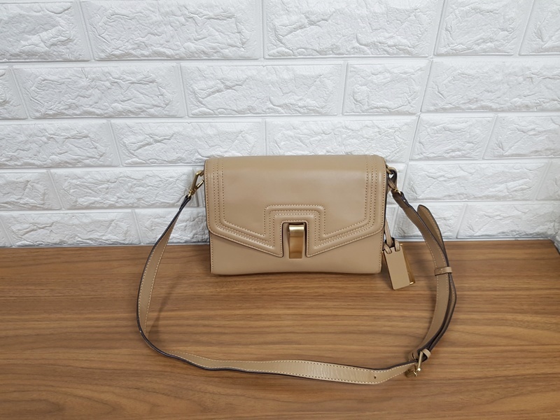 조이그라이슨 나오미 크로스백