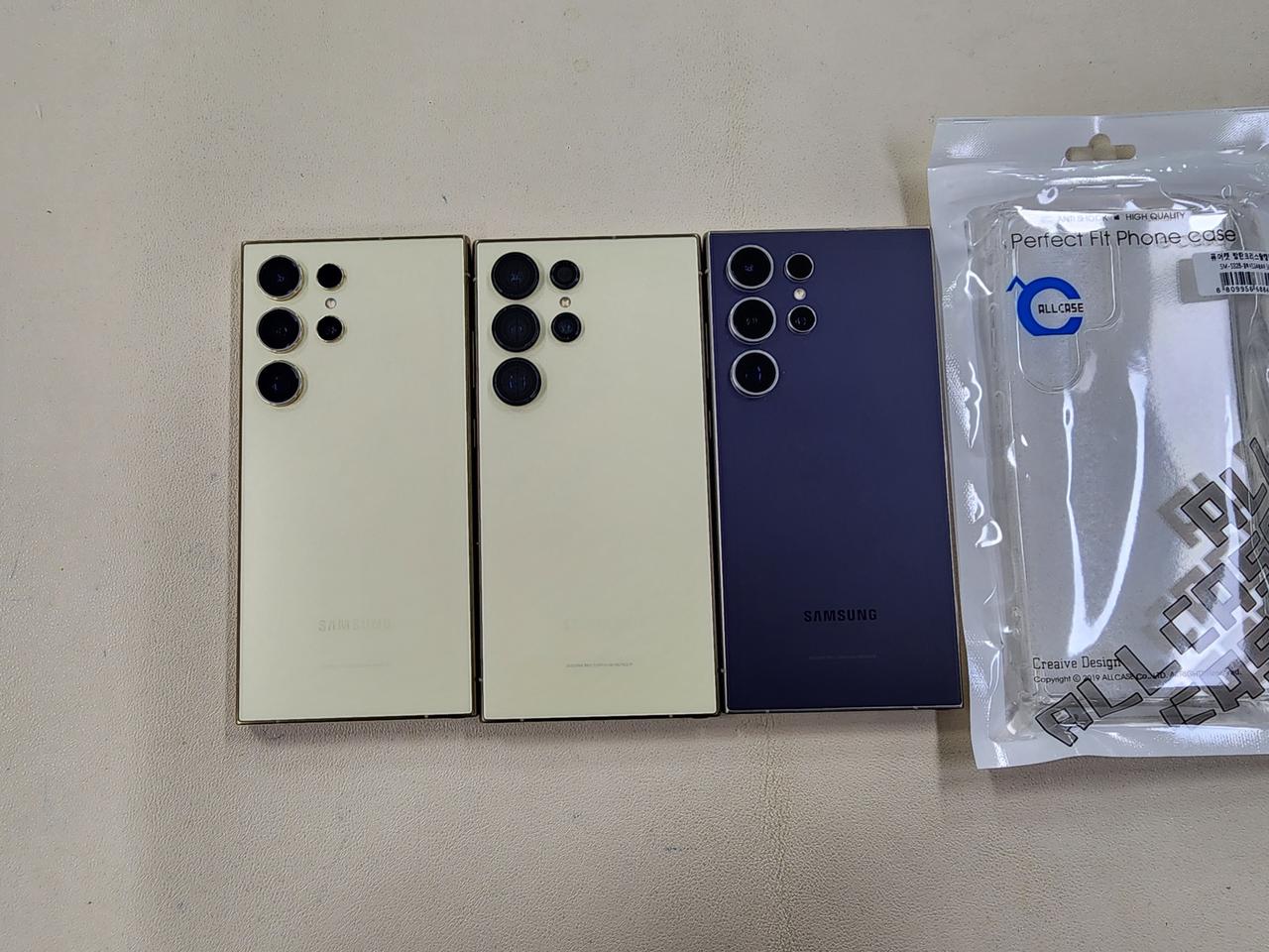 갤럭시s24울트라 256G  무잔상 상태최상 ^^