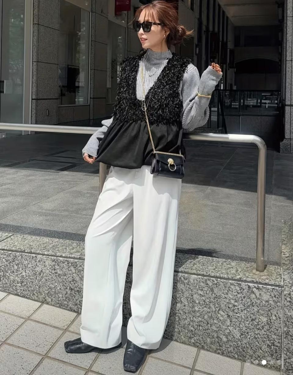 플리츠레이어링탱크탑