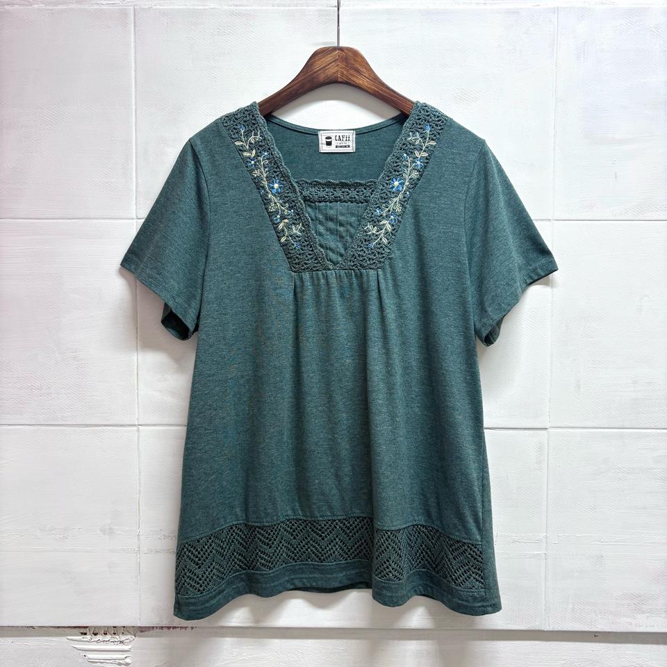 cafii 하구미 모리걸 자수 반팔 티셔츠  JPN