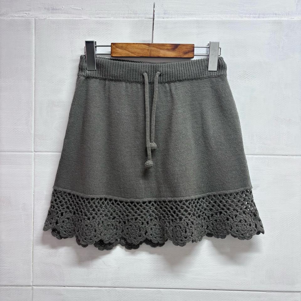 LIVE IN COMFORT 그레이 니트 페어리 미니 스커트 JPN