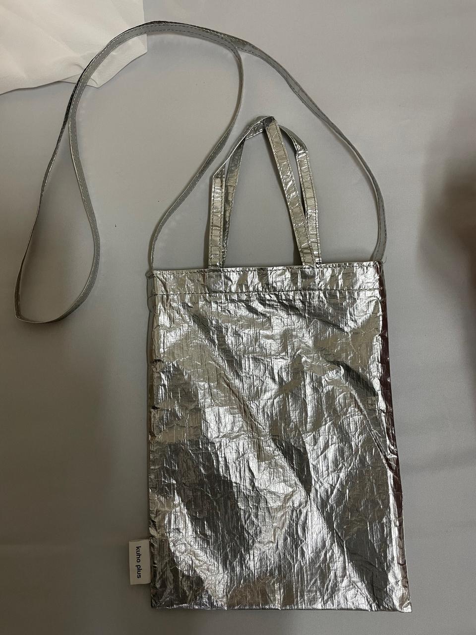 구호플러스 실버 크로스백