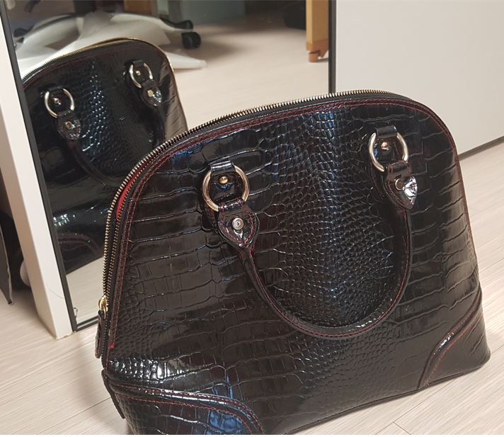 여성 큰 손가방 검정 애나멜스타일