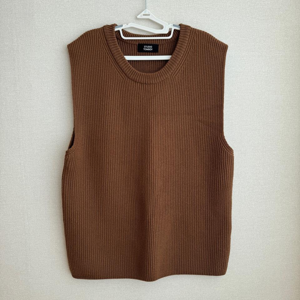 스튜디오 톰보이 울 니트 베스트