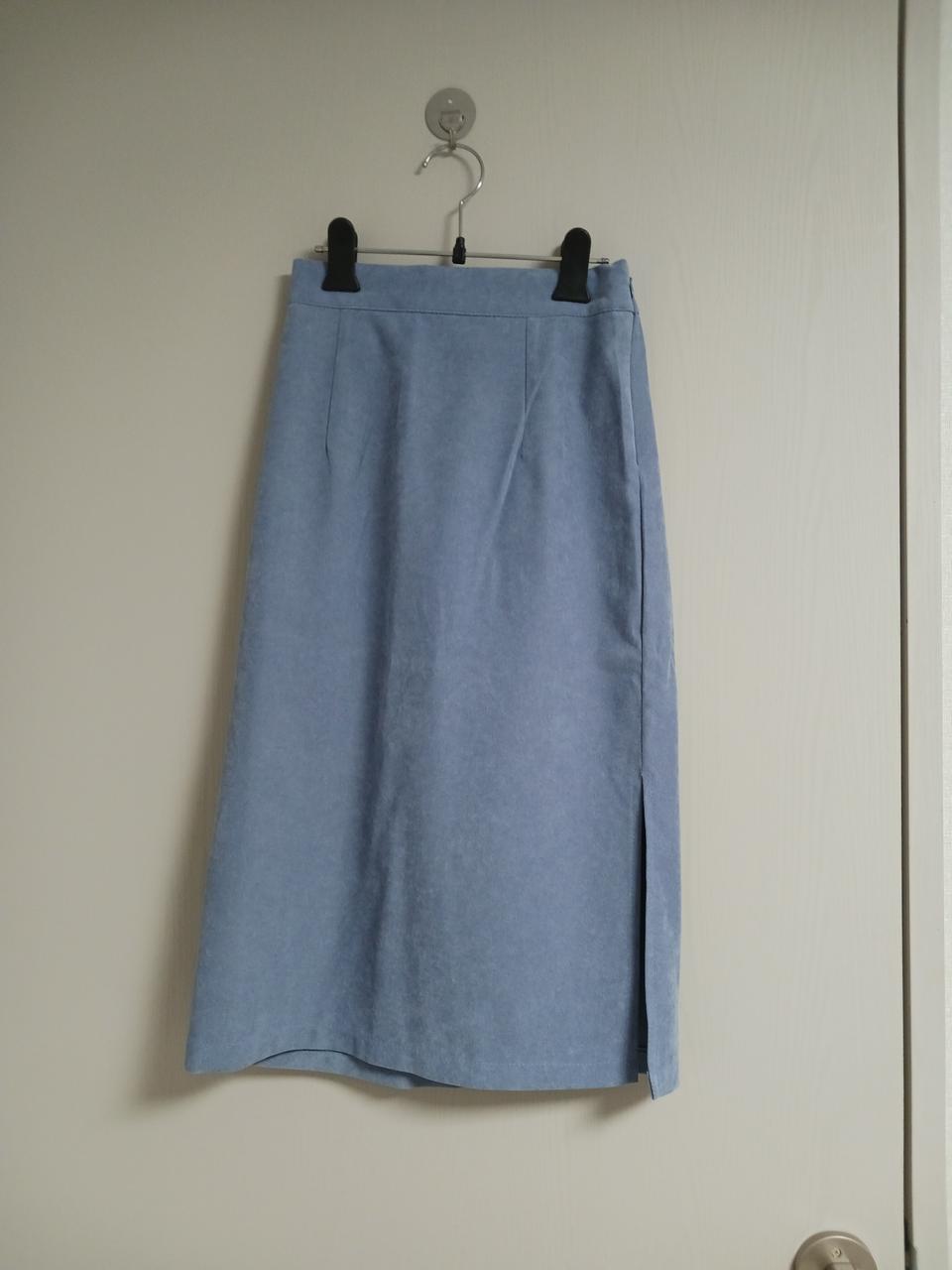 (새상품)스웨이드 H라인 미디스커트(마지막 가격내림)