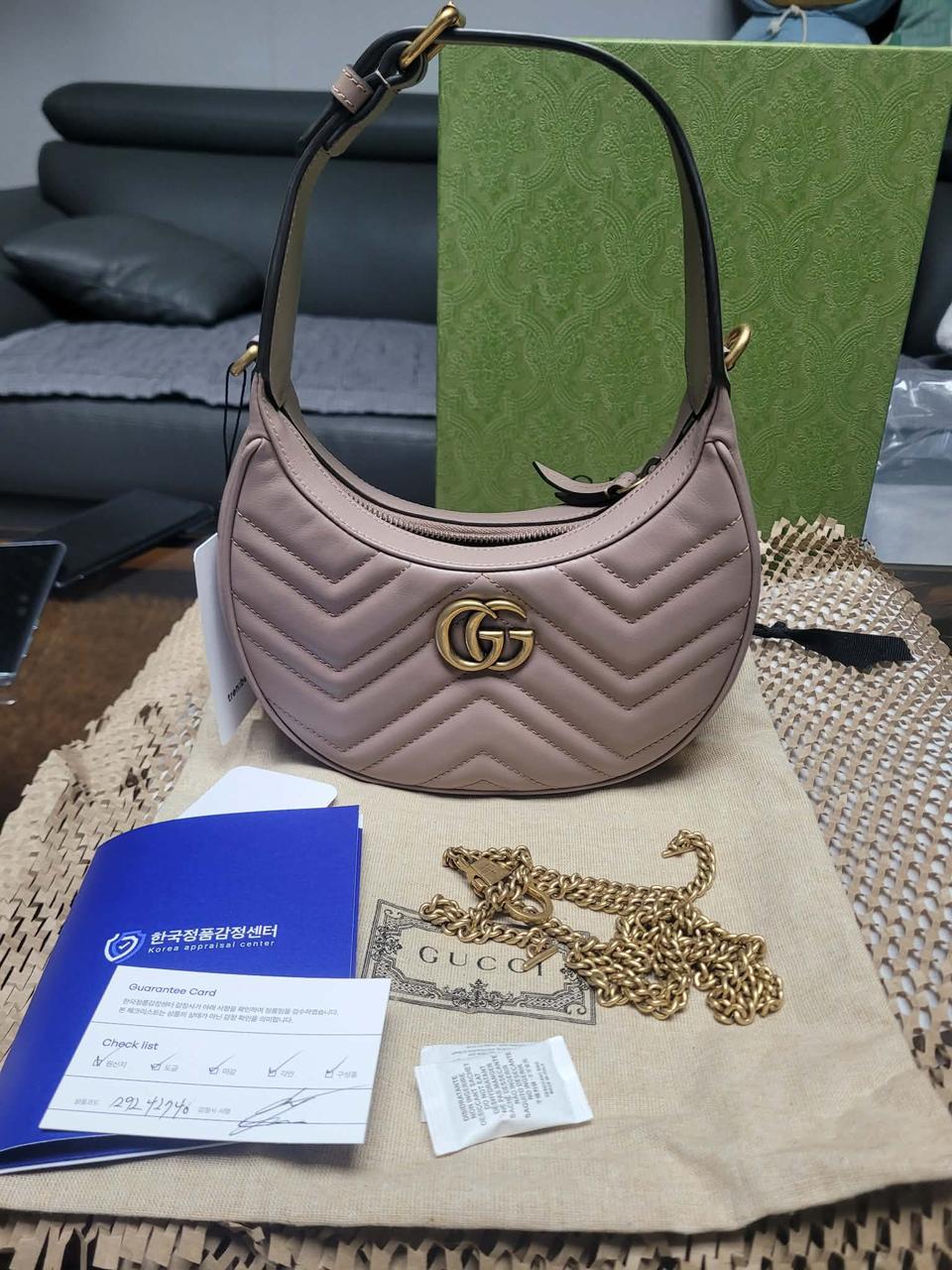 구찌 하프문 새상품급 정품 반값 숄더 크로스