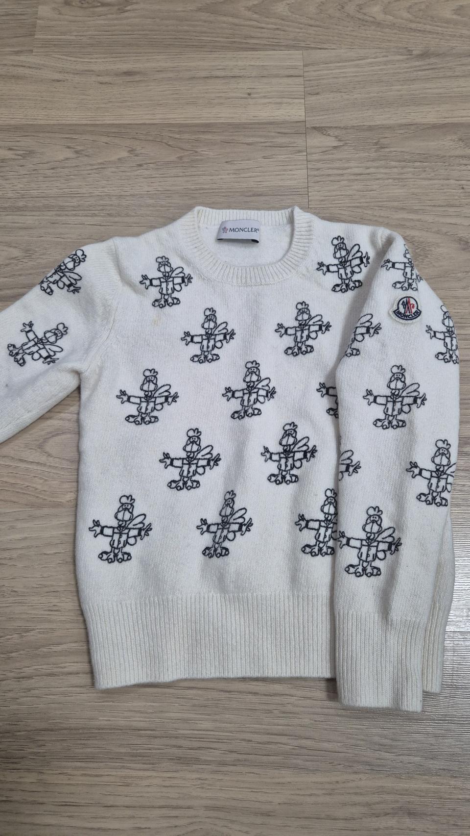 몽클레어 2세전후 아동스웨터