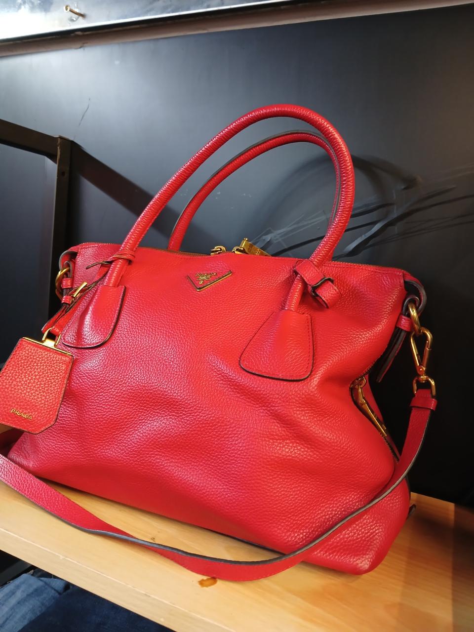 프라다 크로스토트백