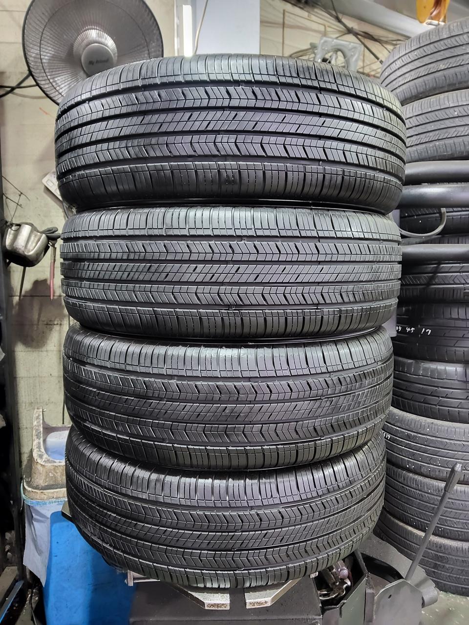 215 60 17 금호타이어 임판급 중고(25년)