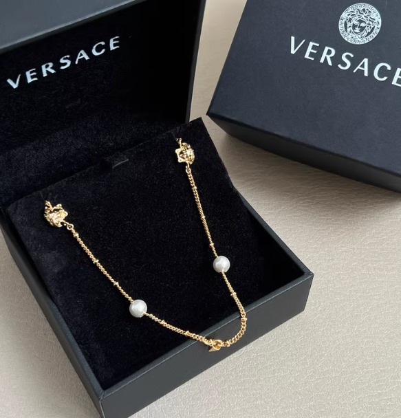 베르사체  목걸이