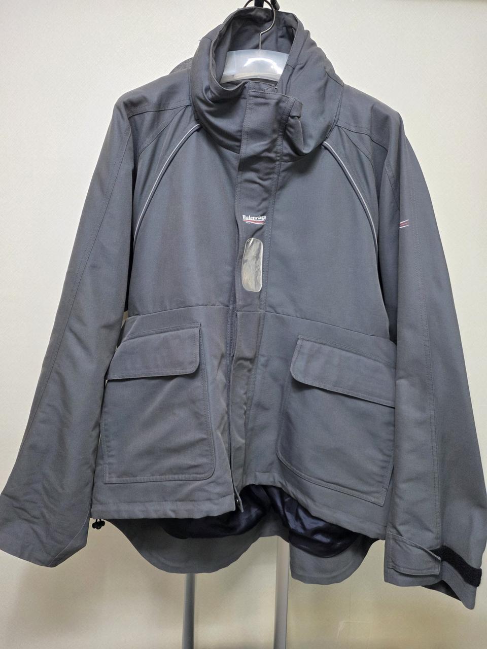 발렌시아가 오버핏 쉘파카 국내매장판