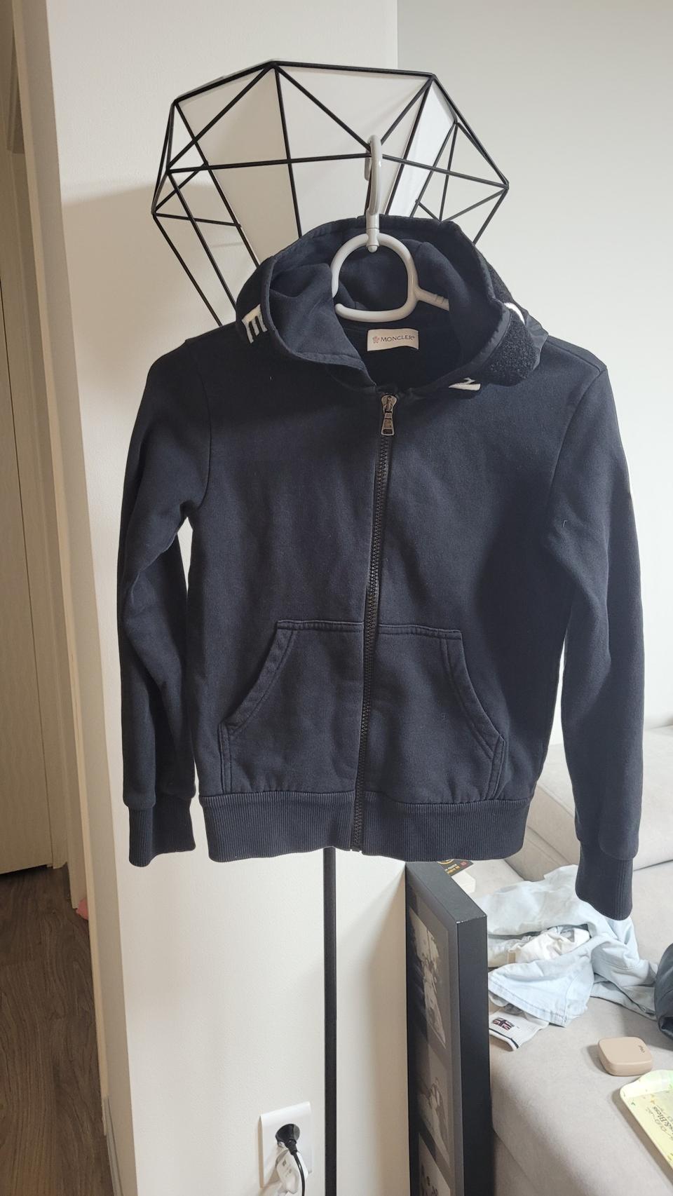 몽클레어 키즈 정품 후드집업-140사이즈