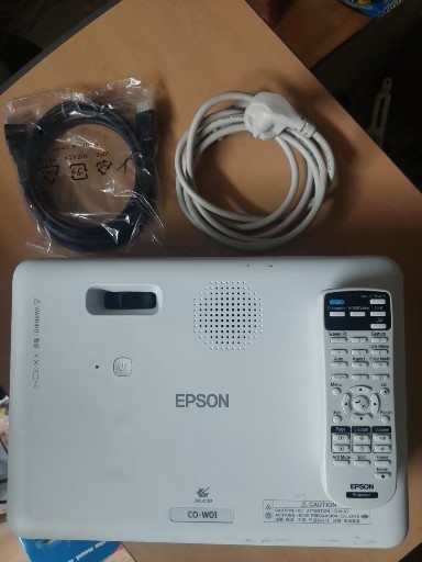 엡손 3000안시 소형프로젝터 CO-W01