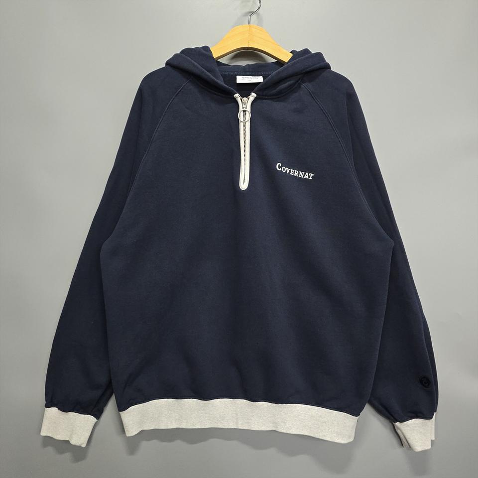 커버낫(COVERNAT)의 하프 집업 후디 L