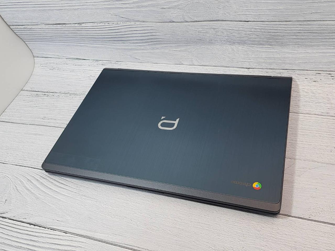 포인투 크롬북 14터치 LT0301-01KR 노트북 판매합니다.