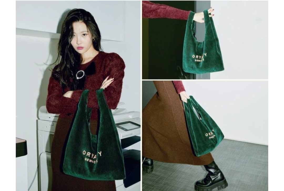 ORYANY 선미 오야니 네이비 벨벳 코듀로이백 크로스백 가방