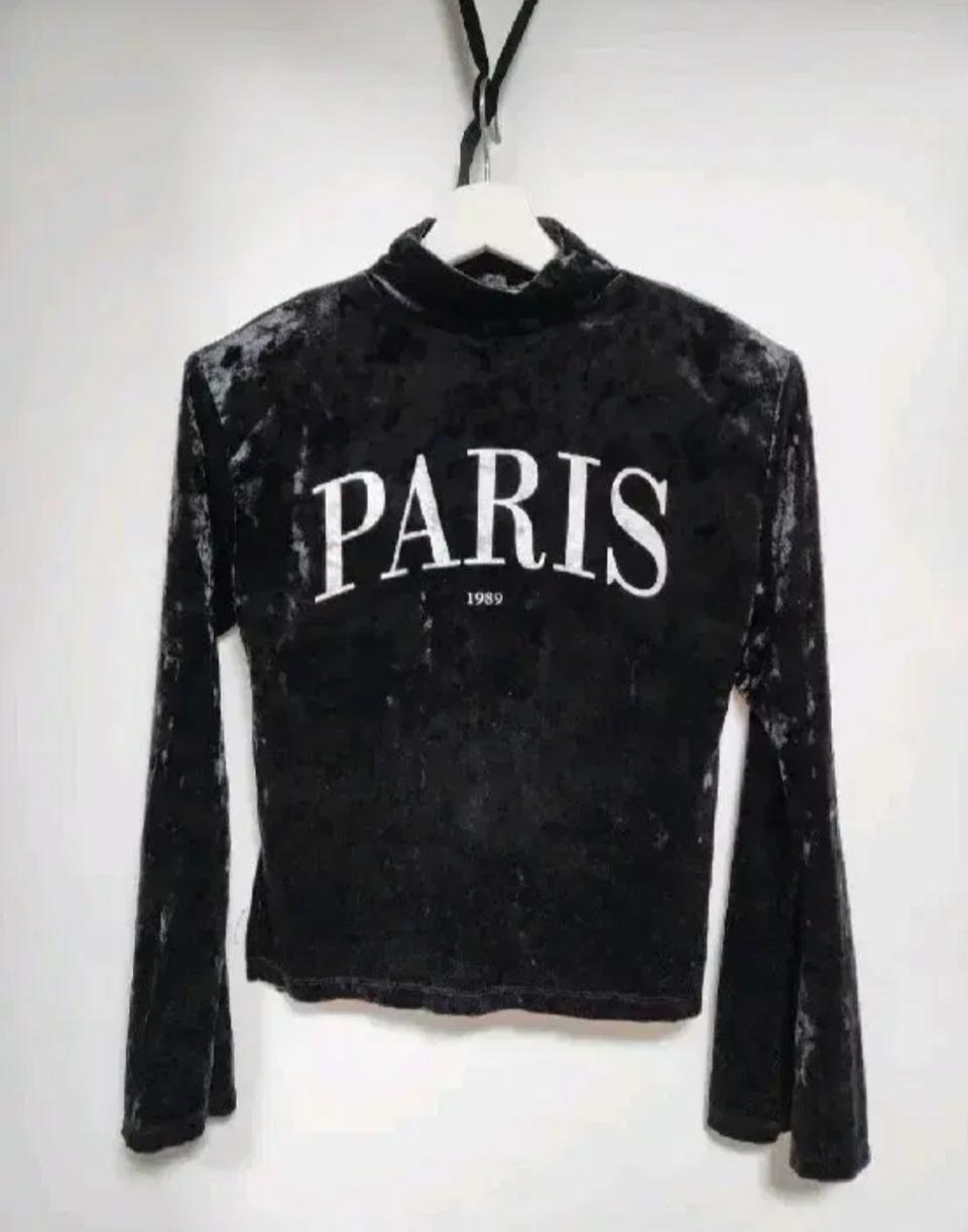 새상품) 벨벳 반폴라 어깨패드 긴팔 티셔츠