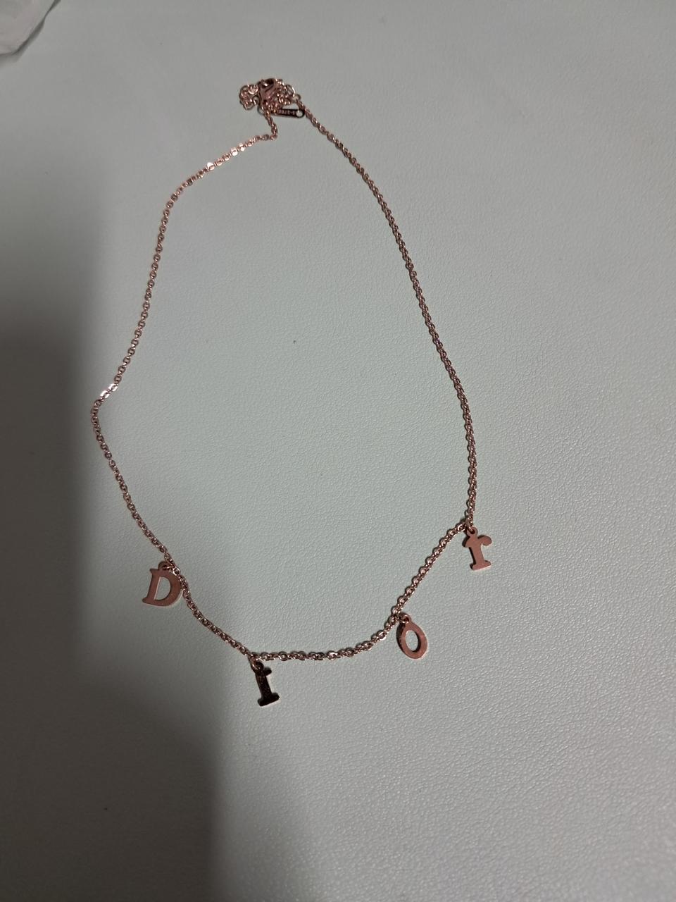 써지 새거 목걸이