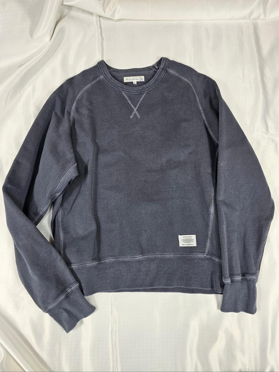 메르츠비슈바넨스웻셔츠