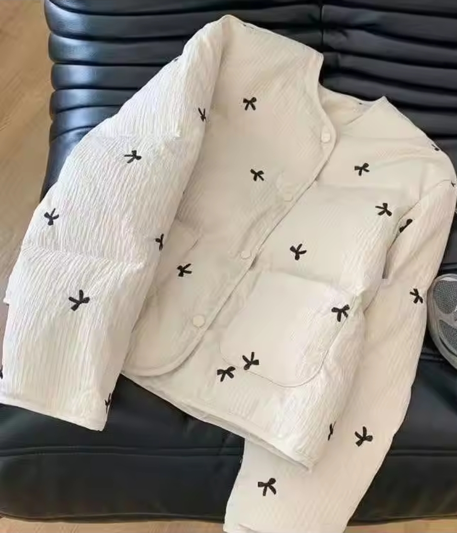 m사이즈 리본 포인트 경량패딩 새옷