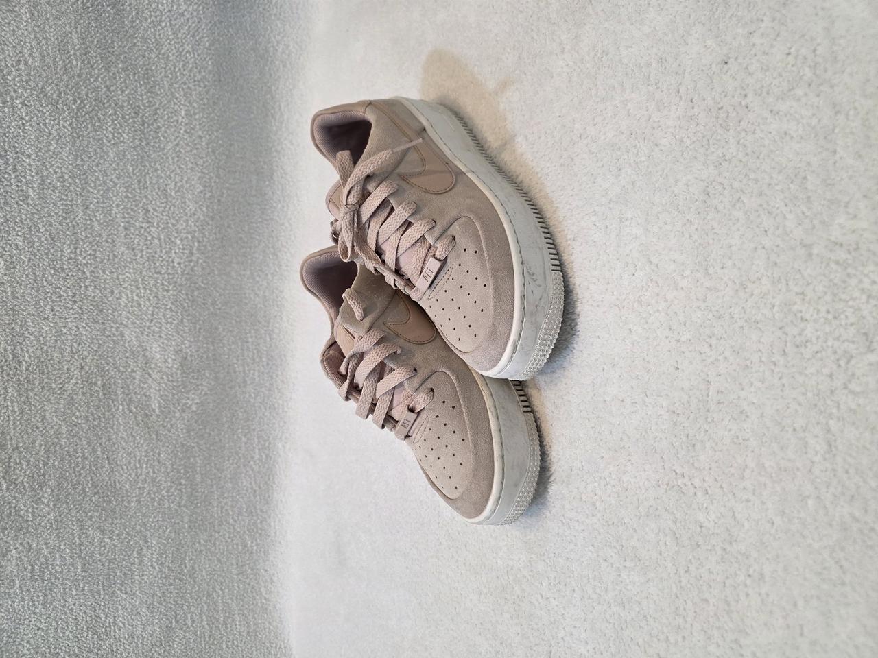 NIKE 나이키 에어포스 1 세이지 로우 운동화