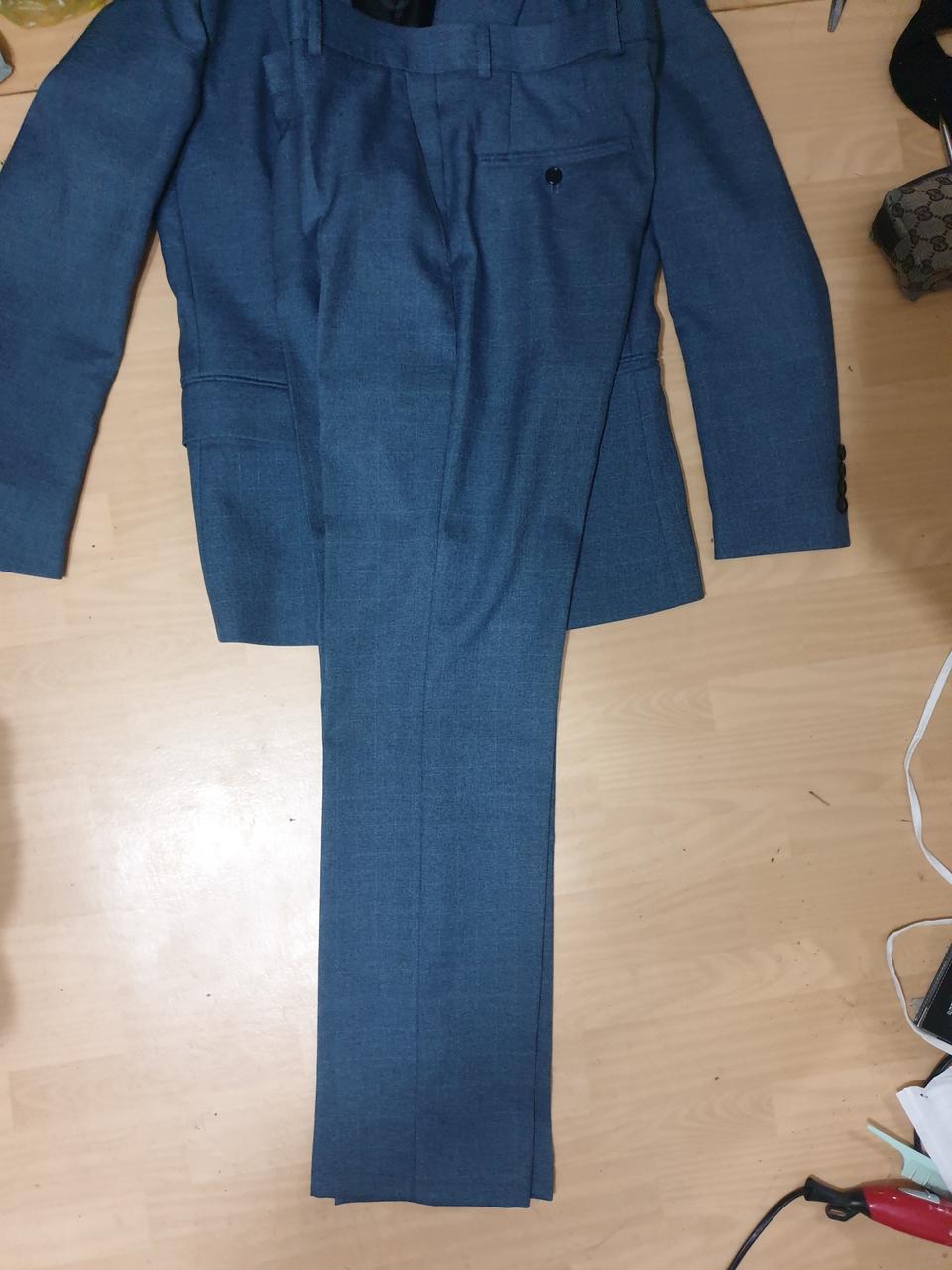 a급 정도 정장 세트 100/32인치 색은 다름