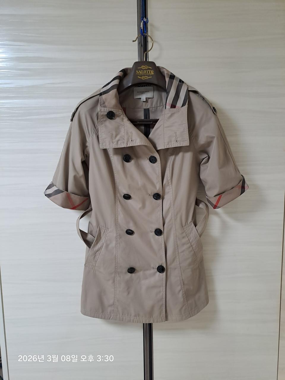 버버리 트렌치코트