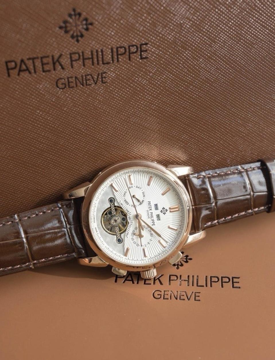 파텍필립 노틸러스 시계(새상품/풀박)